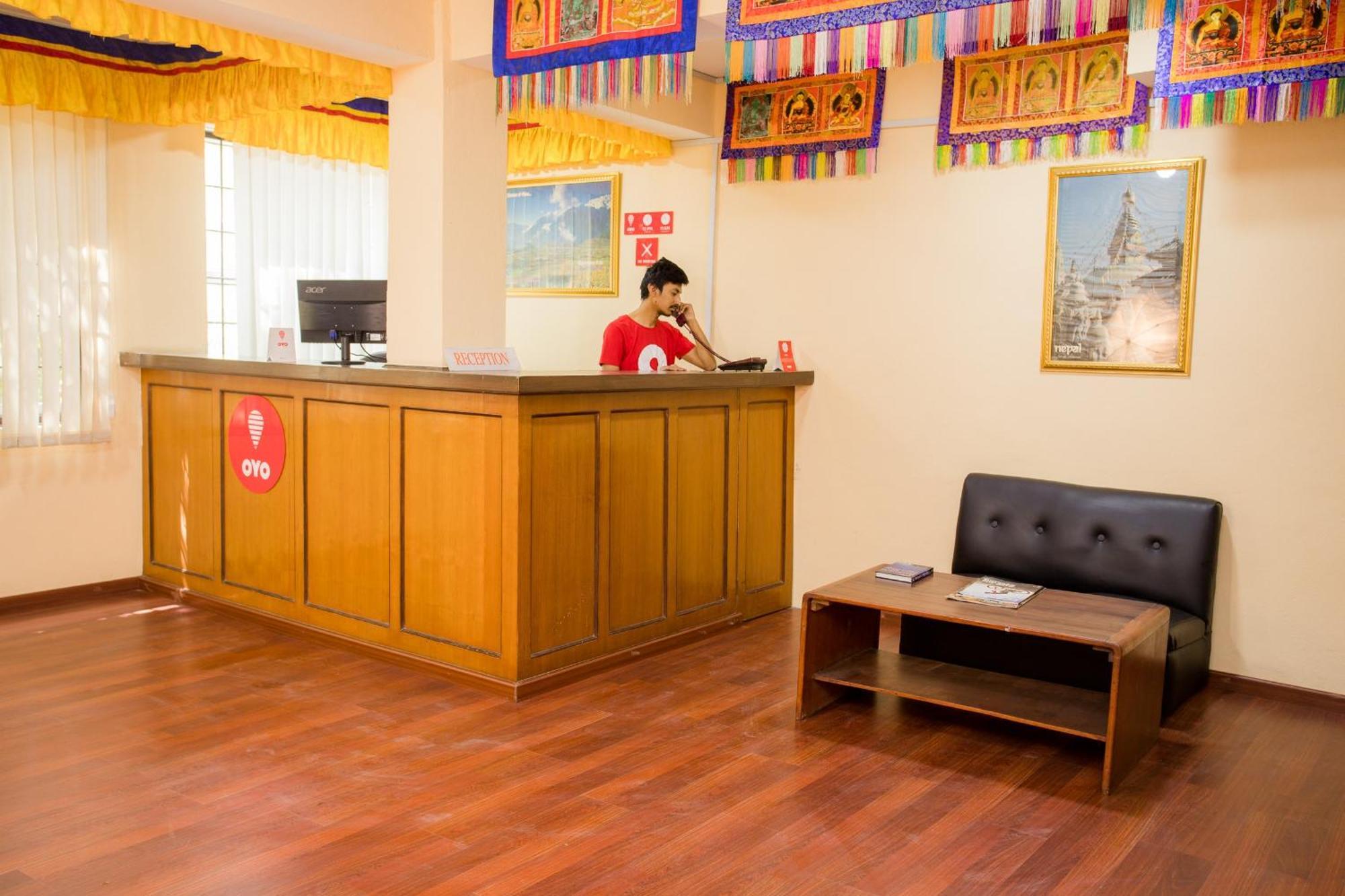 Oyo 135 Lost Garden Apartment And Guest House Катманду Екстериор снимка
